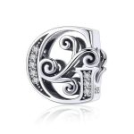 Strieborný prívesok s písmenom G so zirkónovým kryštálom