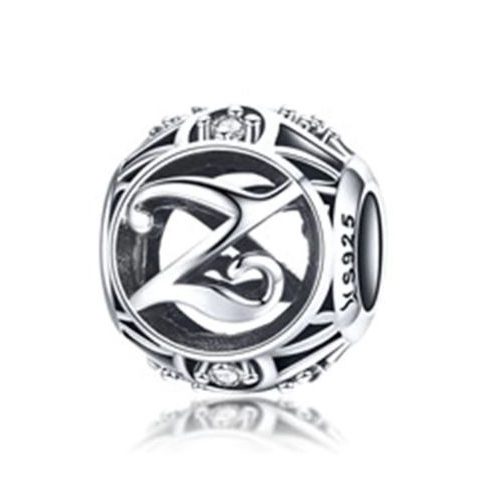 Strieborné písmeno Z s pôvabnými kryštálmi