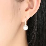 Strieborné náušnice s perlami, biele