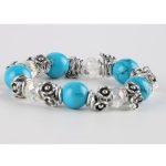 Náramok v štýle vintage s kvetmi a tyrkysovými korálkami