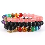 Meditačný náramok s ružovými turmalínovými korálkami, znak OM