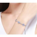 Strieborný tenisový náramok s modrou vložkou