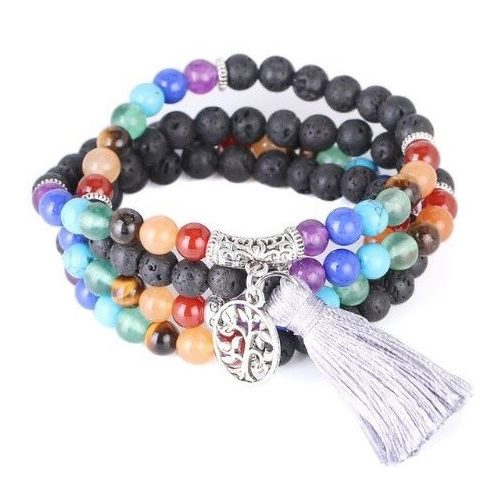 Mala s polodrahokamami, zdobenie strapce, čierny lávový kameň, bledofialová