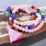 Mala s polodrahokamami, zdobenie strapce, ružové