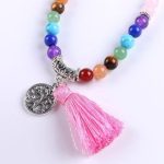 Mala s polodrahokamami, zdobenie strapce, ružové