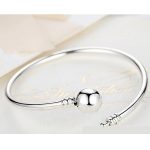 Strieborný náramok s motívom gule, 19 cm