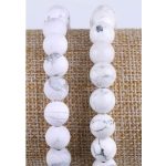 Meditačný náramok s howlitovými korálkami