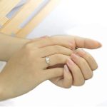 Dámsky zásnubný prsteň, klasický, strieborný, veľkosť 5