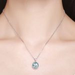 Strieborný náhrdelník s príveskom strom života, zelená