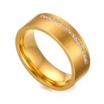 Dámsky snubný prsteň, široký, nerez, zlatá farba, veľkosť 8