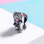 Strieborné kúzlo slona so zirkónovým kryštálom