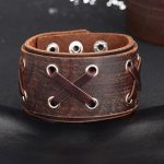 Široký náramok, kožený, hnedý, s čipkovaným koženým pásikom