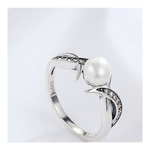 Strieborný prsteň s perlami, veľkosť 8