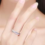 Štrasový strieborný prsteň, ružový, veľkosť 7