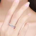 Štrasový strieborný prsteň, ružový, veľkosť 8