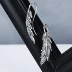 Strieborné náušnice v tvare listu