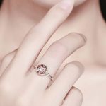 Strieborný prsteň s motívom stromu života, červený, veľkosť 6