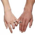 Pánsky snubný prsteň so strieborným prúžkom, nerez, zlatá farba, veľkosť 11