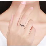 Strieborný prsteň s motívom EKG, veľkosť 8