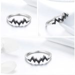 Strieborný prsteň s motívom EKG, veľkosť 8