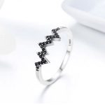 Strieborný prsteň s motívom EKG, veľkosť 7