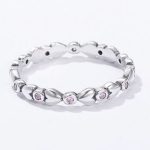 Strieborný prsteň s kryštálmi, fialový, veľkosť 7