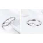 Strieborný prsteň nepravidelného tvaru, veľkosť 8