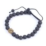 Čierny náramok z lávových kameňov s hlavou leva