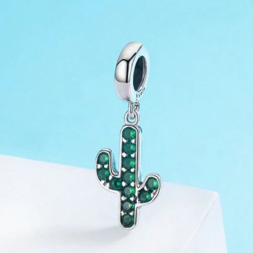 Strieborný kaktusový prívesok so zirkónovým kryštálom