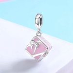 Strieborné darčekové balenie s pôvabným zirkónovým kryštálom