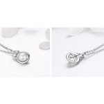 Strieborný náhrdelník s okrúhlym príveskom a perlou, biela