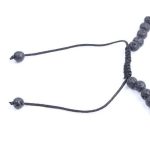 Čierny náramok z lávových kameňov s farebnými korálkami