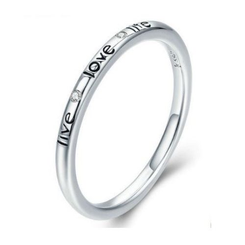 Strieborný prsteň s nápisom love, veľkosť 6