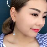 Dlhé, visiace náušnice zdobené kryštálmi Swarovski, broskyňa