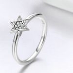 Strieborný prsteň s hviezdičkou, veľkosť 7
