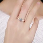 Strieborný prsteň s ozdobou hviezdy, veľkosť 6