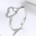 Strieborný prsteň s ozdobou dvojitého srdca, veľkosť 7