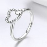 Strieborný prsteň s ozdobou dvojitého srdca, veľkosť 6