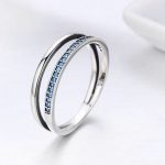 Strieborný prsteň s kryštálmi, modrý, veľkosť 6