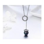 Strieborný náhrdelník s čiernymi perlami