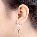 Špirálové srdiečkové náušnice zdobené kryštálmi Swarovski, ametyst