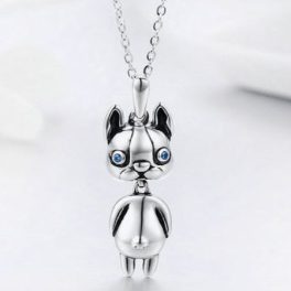   Strieborný náhrdelník s príveskom psíka a modrým kryštálom