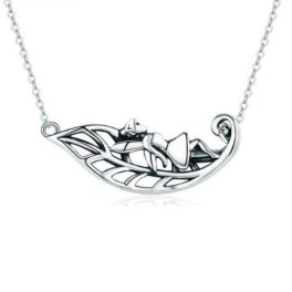 Strieborný náhrdelník s lesnou vílou