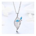 Strieborný náhrdelník s modrou vážkou