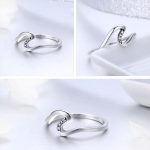 Strieborný prsteň s vlnitým tvarom, veľkosť 8