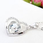 Náhrdelník s príveskom dvojité srdce, zdobený kryštálmi Swarovski, krištáľ