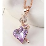 Náhrdelník s príveskom kvetinové srdce, zdobený kryštálmi Swarovski, fialová