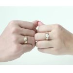 Pánsky snubný prsteň z nehrdzavejúcej ocele s pozlátením, veľkosť 9