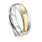 Dámsky snubný prsteň z nehrdzavejúcej ocele s pozláteným pásikom, veľkosť 6