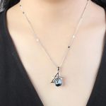 Náhrdelník s príveskom hviezda, zdobený kryštálmi Swarovski, modrá